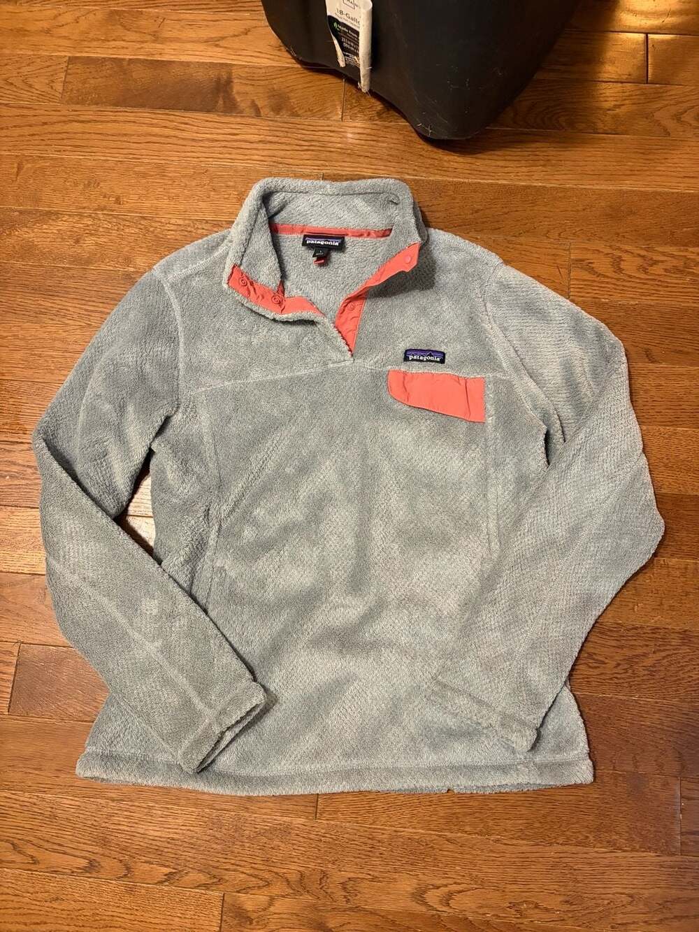 Patagonia Women's Re-Tool Snap-T® Pullover Fleece – Size L Gray with Coral Accen